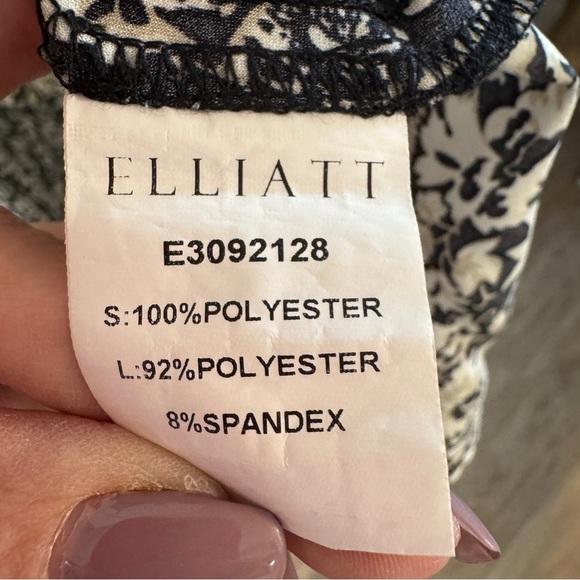 Elliatt Black & White Floral Print Dress | Size S - Picture 7 of 13